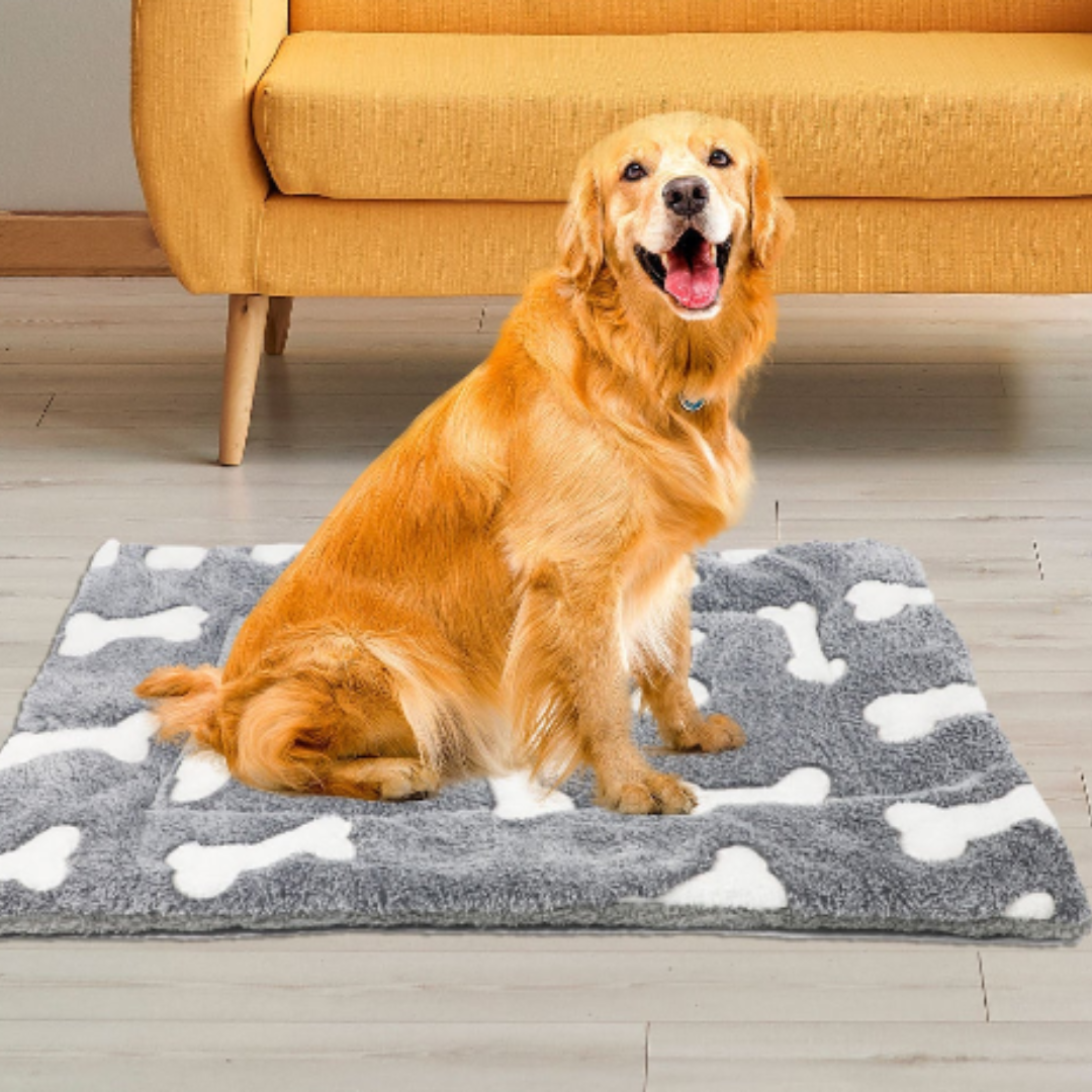 Cozy Fleece Pet Mat – Reversible, Washable & Warm