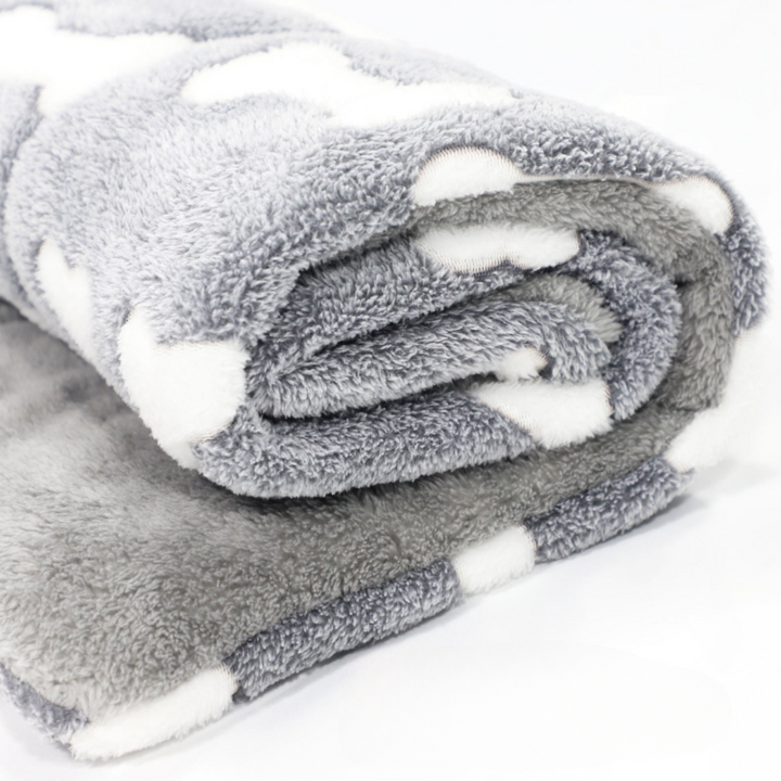 Cozy Fleece Pet Mat – Reversible, Washable & Warm