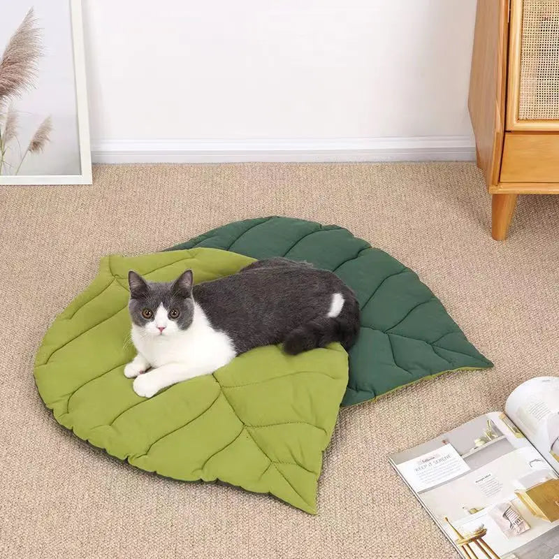 Cat Bed Mats Soft Cotton Leaf Shaped Kitten Cat Puppy Dog Bed Mat Blanket Pets Double Sided Floor Rugs