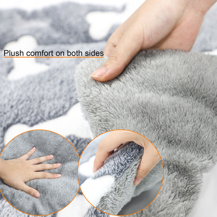 Cozy Fleece Pet Mat – Reversible, Washable & Warm
